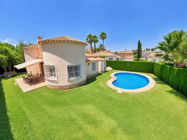 Villa Santiago