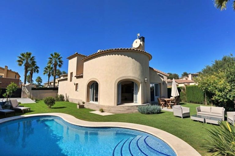 Villa individual