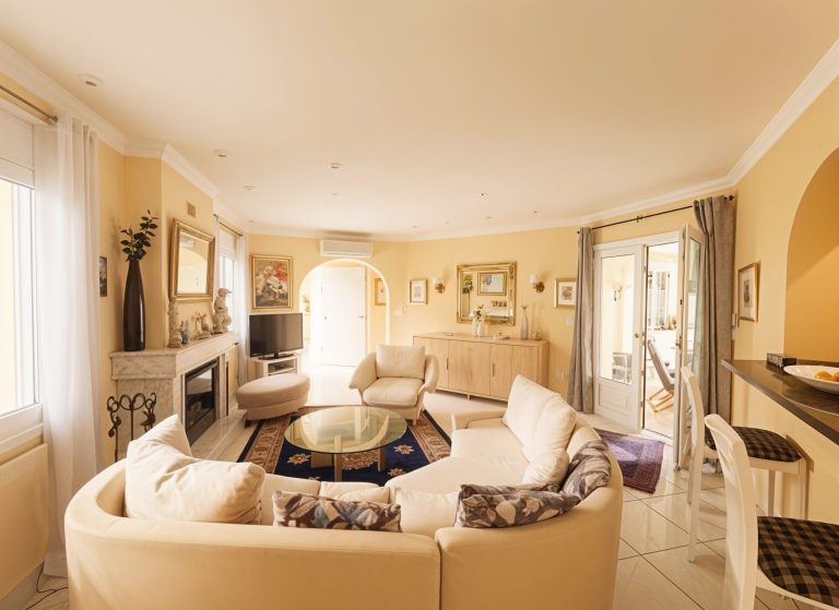 Exclusive house