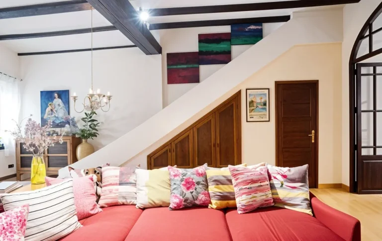 Exclusive house
